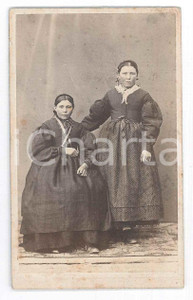 Fotografia d epoca originale 1890 ca TIROLO Ritratto di due sorelle Foto Alois KOFLER CDV 1