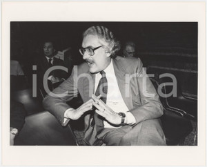 Fotografia d epoca originale 1985 ca COSTUME ITALIA  Sandro LIBERALI a un evento  Ritratto Foto 3 1