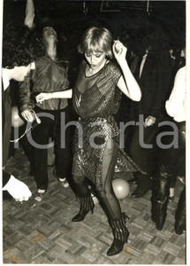 Fotografia d epoca originale 1979 NEW YORK Studio 54  Britt EKLAND dancing Photo 17x25 cm 1