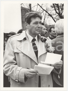 Fotografia d epoca originale 1985 MILANO  PSI Luciano LAMA durante comizio  Foto 17x24 cm 6 1