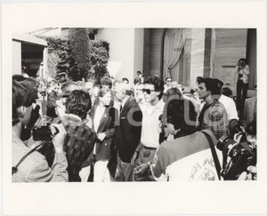 Fotografia d epoca originale 1990 ca FRANCIA  COSTUME Anthony DELON Ritratto dell attore  Foto 25x20 cm 3 1