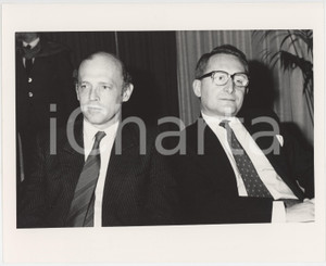 Fotografia d epoca originale 1985 ca ITALIA  COSTUME Gianstefano FRIGERIO Carlo RADICE FOSSATI Foto 25x20 cm 1