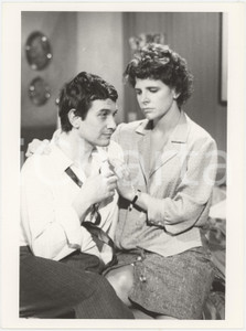 Fotografia d epoca originale 1985 CINEMA Un cappello pieno di pioggia  Emilio BONUCCI Pamela VILLORESI 1 1