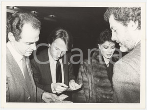 Fotografia d epoca originale 1985 COSTUME Claudio RINALDI Luca CORDERO DI MONTEZEMOLO Edwige FENECH Foto 1