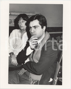 Fotografia d epoca originale 1985 ca ITALIA  COSTUME Giampiero BELTOTTO Ritratto giornalista  Foto 20x25 cm 1