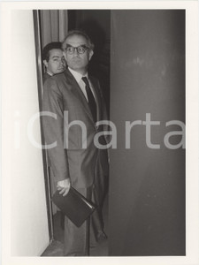 Fotografia d epoca originale 1985 ca ITALIA  COSTUME Massimo PINI Ritratto del dirigente  Foto 18x24 cm 1