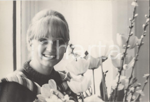 Fotografia d epoca originale 1965 ca ITALIA  MUSICA Carmen VILLANI Ritratto della cantante  Foto 30x20 cm 1