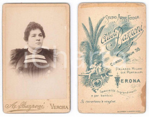 Fotografia d epoca originale 1895 ca VERONA Donna in abito scuro  Busto Foto Albino BAZZONI CDV 1