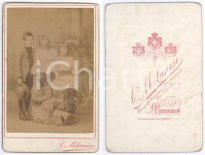 Fotografia d epoca originale 1880 ca PINEROLO Ritratto di tre fratelli bambini  Foto Carlo MILANESE 11x16 cm 1