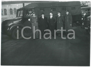 Fotografia d epoca originale 1962 BERLINO Area del Muro  Ufficiali e funzionari in una caserma  Foto 3 1