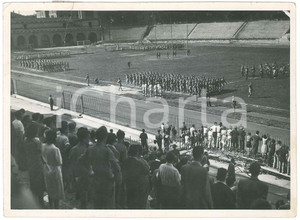 Fotografia d epoca originale 1950 ca MILANO Arena Civica  POLIZIA  Sfilata reparti CELERE Foto 18x13 1