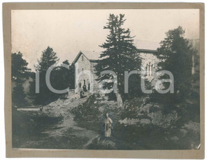 Fotografia d epoca originale 1925 ca ITALIA  Colonia montana  Fotomontaggio con vescovo Foto CURIOSA 25x20 1