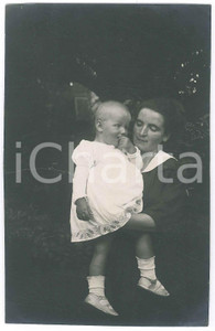 Fotografia d epoca originale 1930 ca COSTUME ITALIA Bambino con la balia  Foto cartolina 9x14 cm 1