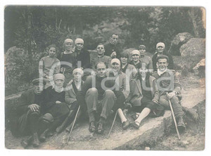 Fotografia d epoca originale 1920 ca COURMAYEUR Gruppo di escursionisti Foto anonima 12x9 cm 1