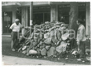 Fotografia d epoca originale 1967 ALPIGNANO TO Cantiere  Lavori stradali 7 Foto ANIMATA operai 18x13 cm 1