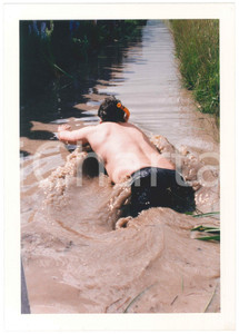 Fotografia d epoca originale 1996 LLANWRTYD WELLS  11th World Bog Snorkelling Championship  Photo 21x30 2 1