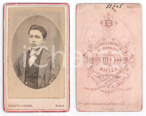 Fotografia d epoca originale 1880 ca BIELLA Ritratto di ragazzo  Busto Foto ROSSETTI & BORRO CDV 1