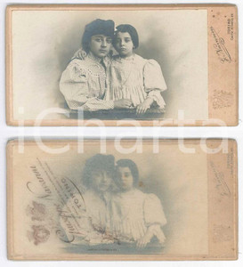 Fotografia d epoca originale 1900 ca TORINO Ritratto di due giovani sorelle  Foto Giuseppe NAVARINI 14x7 cm 1