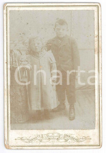 Fotografia d epoca originale 1910 ca ITALIA Ritratto di due fratelli bambini  Fotografia anonima 11x16 cm 1