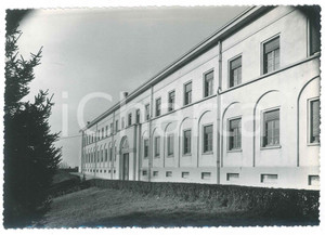 Fotografia d epoca originale 1950 ca OGGIONO LC Scuola elementare A. Diaz  Fotografia 17x12 cm 1
