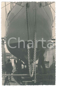 Fotografia d epoca originale 1950 ca ITALIA Imbarcazione in cantiere al porto  Fotografia 9x14 cm 1