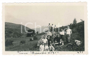 Fotografia d epoca originale 1935 COMO PIano Rancio  Famiglie in gita  Foto di gruppo 11x7 cm 1