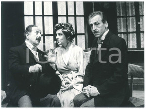 Fotografia d epoca originale 1989 TEATRO Stasera Feydeau  Gianni AGUS Giulio BOSETTI Marina BONFIGLI Foto 1