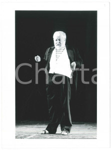 Fotografia d epoca originale 2000 TEATRO Delirio di un povero vecchio  Paolo VILLAGGIO Foto 17x23 cm 1
