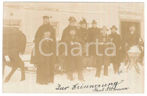 Fotografia d epoca originale 1910 ca MUNCHEN GERMANY Gasthaus MÃ¼nchen  Gruppo con slitta  Foto 14x9 cm 1