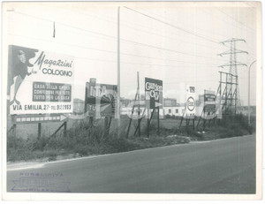 Fotografia d epoca originale 1970 ca COLOGNO MONZESE PubblicitÃ  Magazzini COLOGNO Ita Tubi GARDEN CITY Foto 1