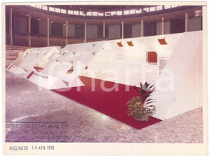 Fotografia d epoca originale 1972 FIERA DI MILANO Istituto Italiano del Colore  Stand  Foto 24x18 cm 1