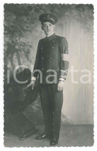 Fotografia d epoca originale 1930 ca GENOVA  Suonatore di una banda musicale Foto CASANA 9x14 cm 1