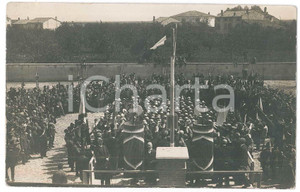 Fotografia d epoca originale 1930 ca FASCISMO ITALIA Manifestazione pubblica  Fasci littori Foto cartolina 1