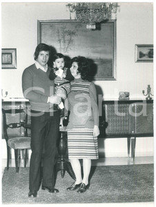 Fotografia d epoca originale 1970 ca CALCIO  JUVENTUS Pietro GEDEONE CARMIGNANI con moglie e figlio  Foto 3 1