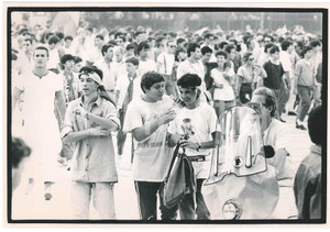Fotografia d epoca originale 1990 ca CALCIO Tifosi della ROMA A.C.  Arrivo allo stadio Fotografia 25x20 cm 1