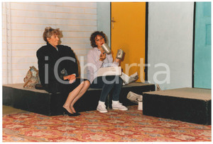 Fotografia d epoca originale 1987 SARONNO TEATRO  GRUPPO PALCOSCENICO A piedi nudi nel parco  Foto 3 1