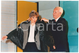 Fotografia d epoca originale 1987 SARONNO TEATRO  GRUPPO PALCOSCENICO A piedi nudi nel parco  Foto 12 1