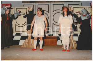 Fotografia d epoca originale 1987 SARONNO  GRUPPO PALCOSCENICO Vestito nuovo dell Imperatore  Foto 11 1