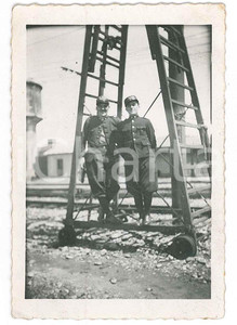 Fotografia d epoca originale 1932 TORINO  FERROVIE  Coppia di ufficiali  Foto 6x9 cm 1
