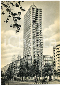 Cartolina originale da collezione 1955 MILANO Torre Breda vista da Piazza della Repubblica  Cartolina FG NV 1