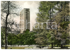 Cartolina originale da collezione 1956 MILANO Centro Svizzero visto dai giardini pubblici  Cartolina FG VG 1