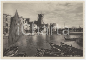 Cartolina originale da collezione 1950 ca SIRMIONE BS Imbarcazioni nel porto  Lago di Garda  Cartolina FG NV 1