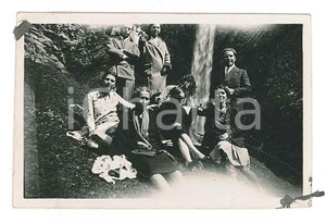 Fotografia d epoca originale 1929 MADESIMO SO Famiglia presso l Albergo Cascata  Ritratto Foto 6x4 cm 1
