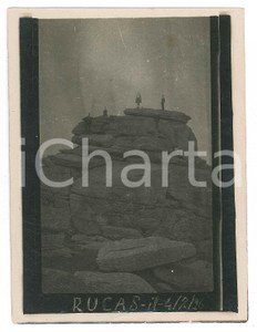 Fotografia d epoca originale 1926 RUCAS / BAGNOLO CN Escursionisti sulle rocce  Foto RARA 9x12 cm 1
