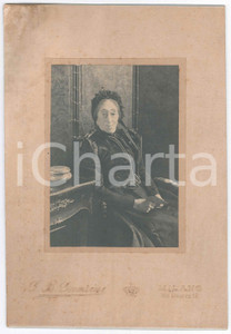 Fotografia d epoca originale 1910 ca MILANO Ritratto di anziana vedova  Foto G. B. GANZINI 16x24 cm 1
