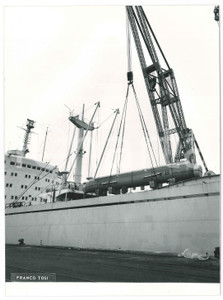 Fotografia d epoca originale 1975 ca Ditta Franco TOSI LEGNANO  ATB Italia  Imbarco reattore raffineria 4 1