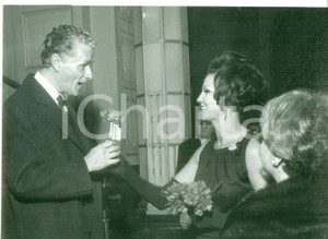 Fotografia d epoca originale 1950 ca MILANO TEATRO ODEON  In memoria di una signora amica  Giovanna RALLI 1