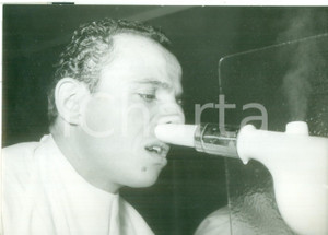 Fotografia d epoca originale 1958 ABANO TERME  Cure inalatorie per il ciclista Ercole BALDINI  Foto 18x13 1