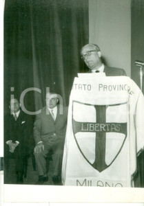 Fotografia d epoca originale 1954 MILANO Teatro Lirico  Congresso DC  Giovanni GRONCHI durante il discorso 1