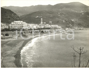 Fotografia d epoca originale 1960 ca MONEGLIA Veduta panoramica dal mare  Foto ARTISTICA 24x18 cm 1